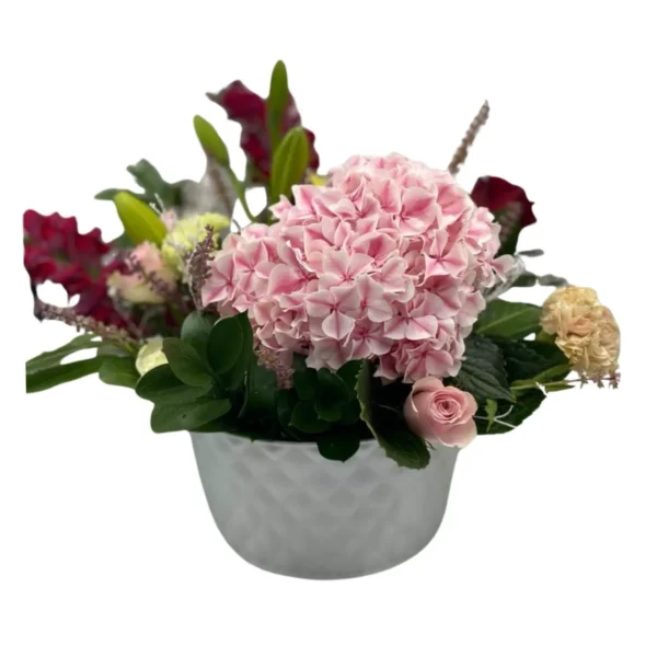 Aranjament floral mixt cu hortensie